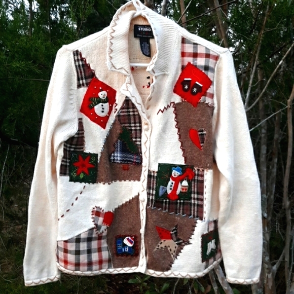 Christmas Winter Ugly Sweater Snowman Cardigan Studio Joy - Picture 1 of 8